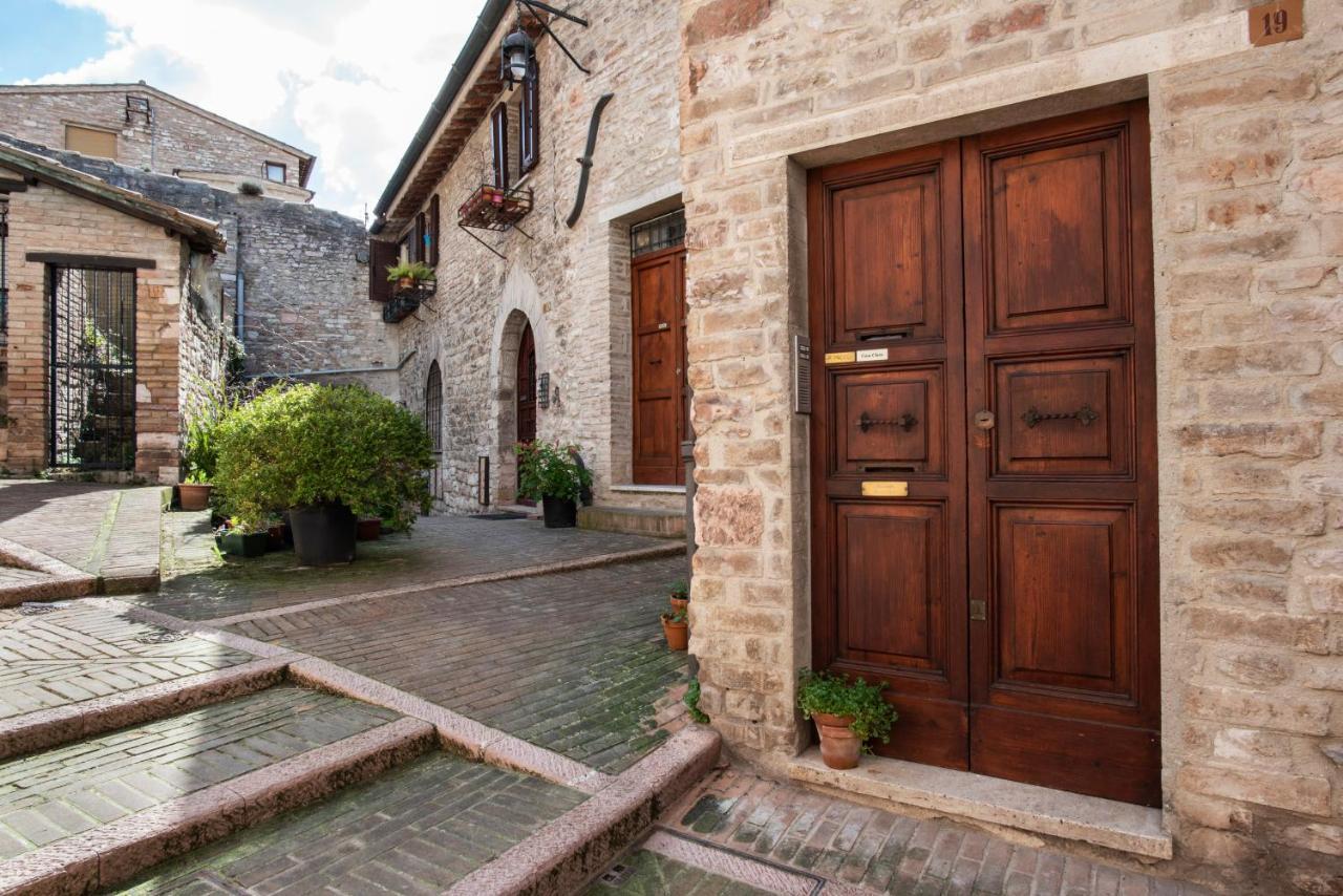 Casa Clara Appartamenti Asís Exterior foto